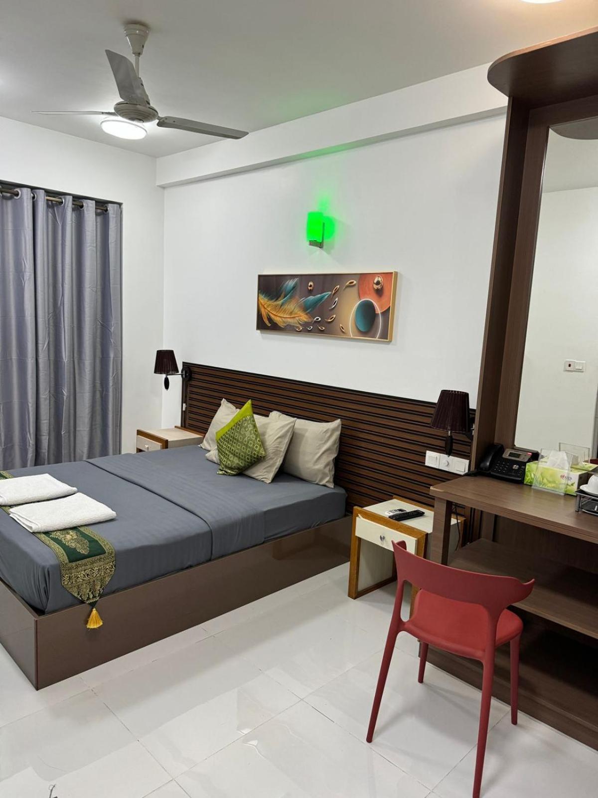 Hs Miracle Grand Hotell Hulhumalé Eksteriør bilde