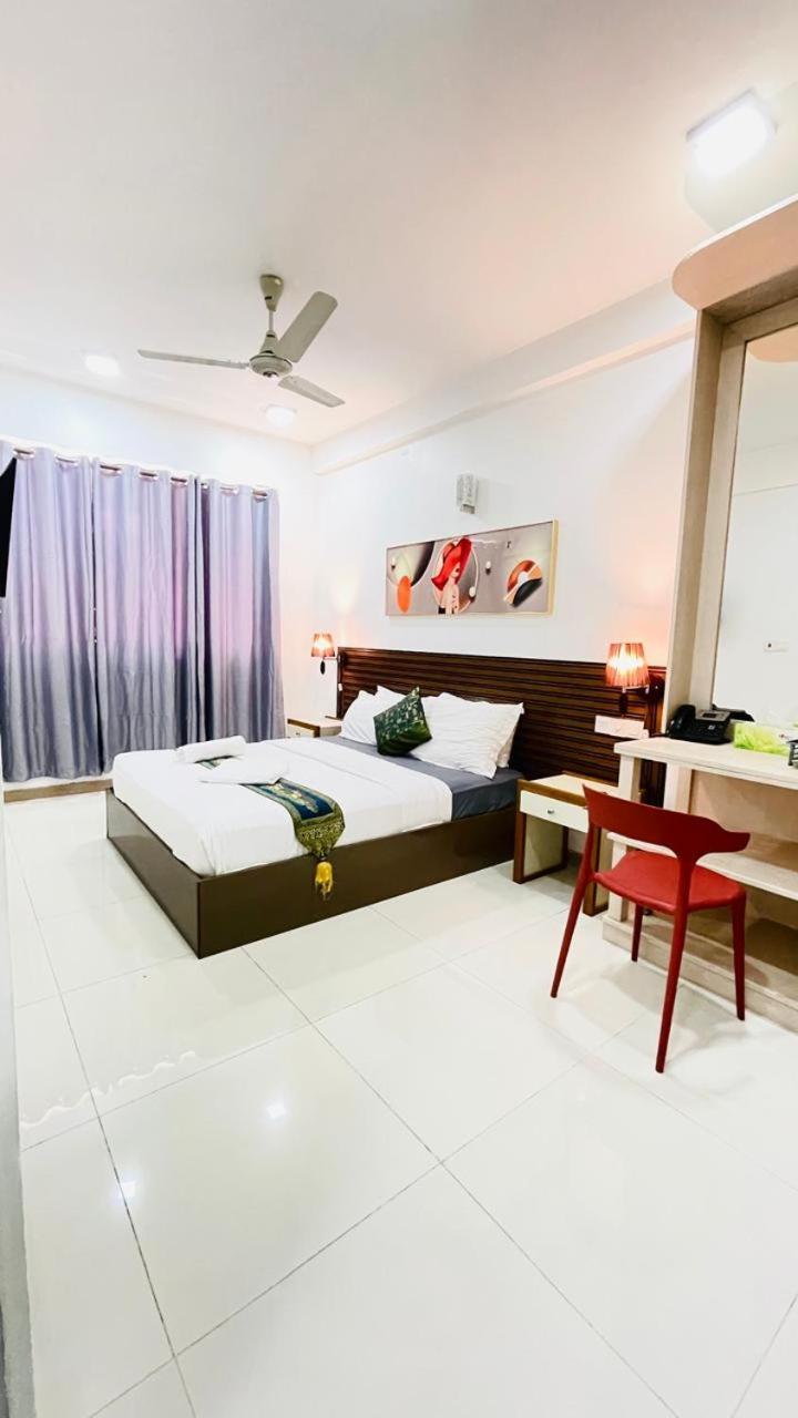 Hs Miracle Grand Hotell Hulhumalé Eksteriør bilde