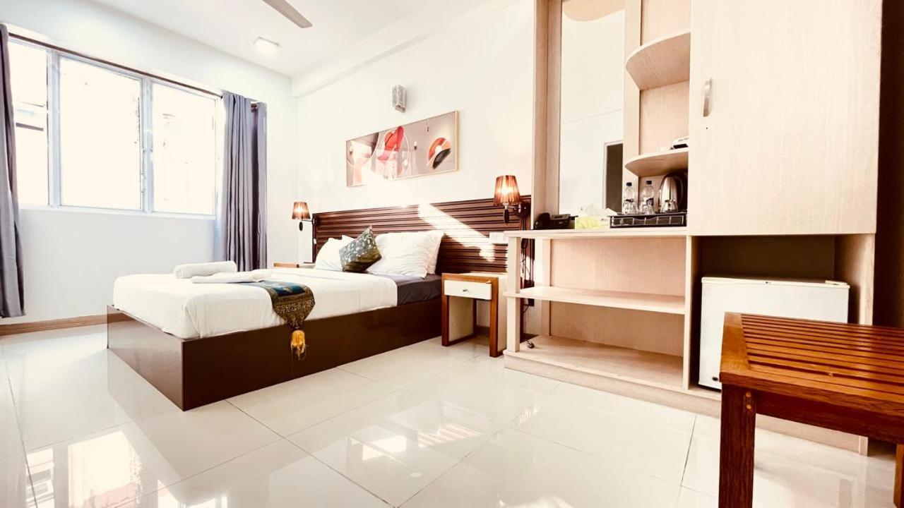 Hs Miracle Grand Hotell Hulhumalé Eksteriør bilde