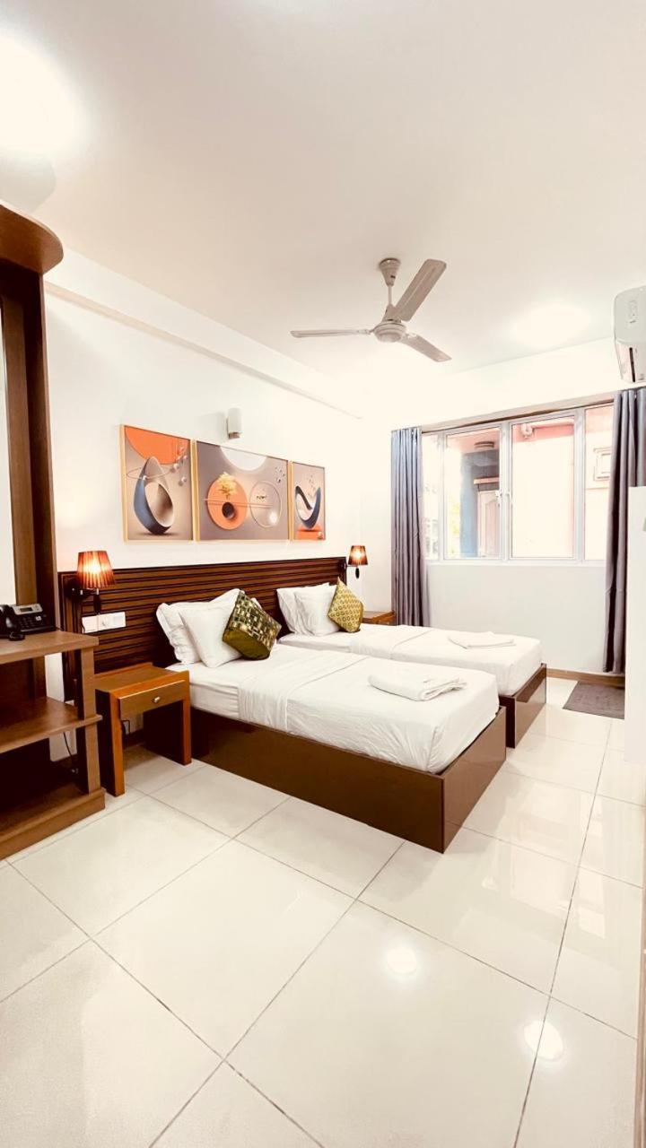 Hs Miracle Grand Hotell Hulhumalé Eksteriør bilde