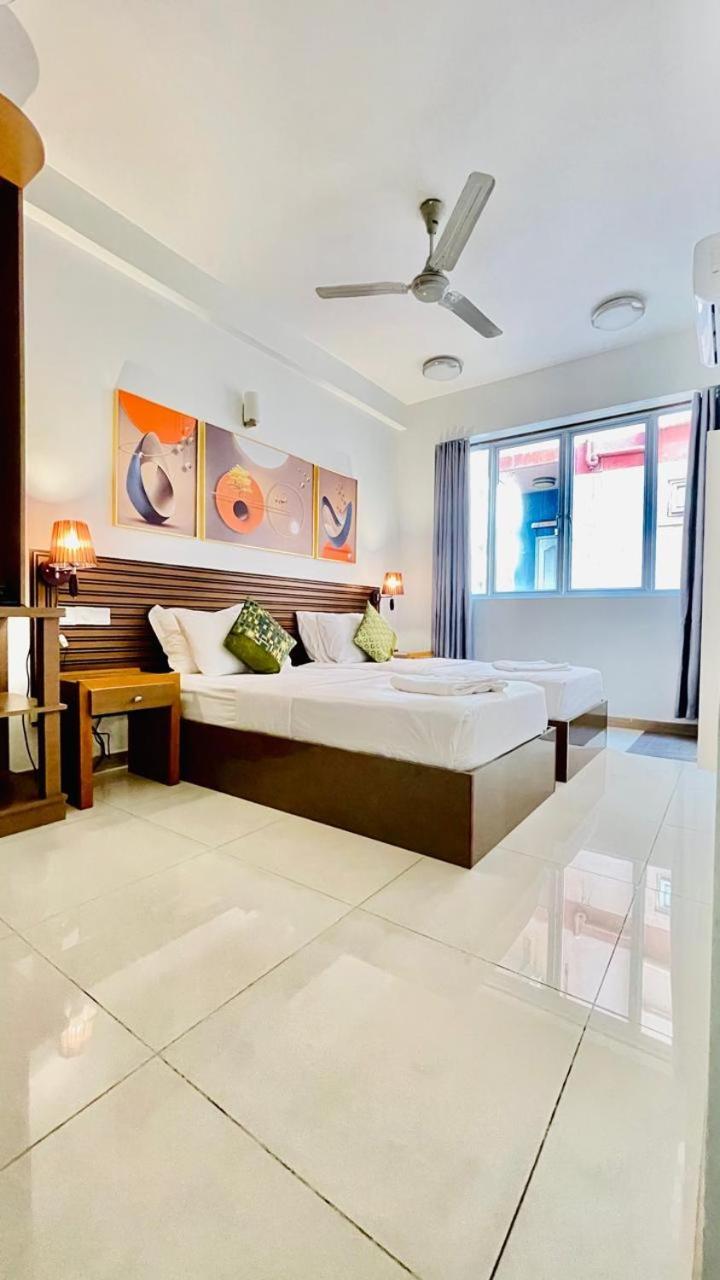 Hs Miracle Grand Hotell Hulhumalé Eksteriør bilde